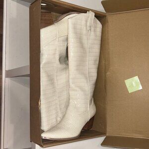 Coconuts by Matisse Jax Ivory Croc Boot